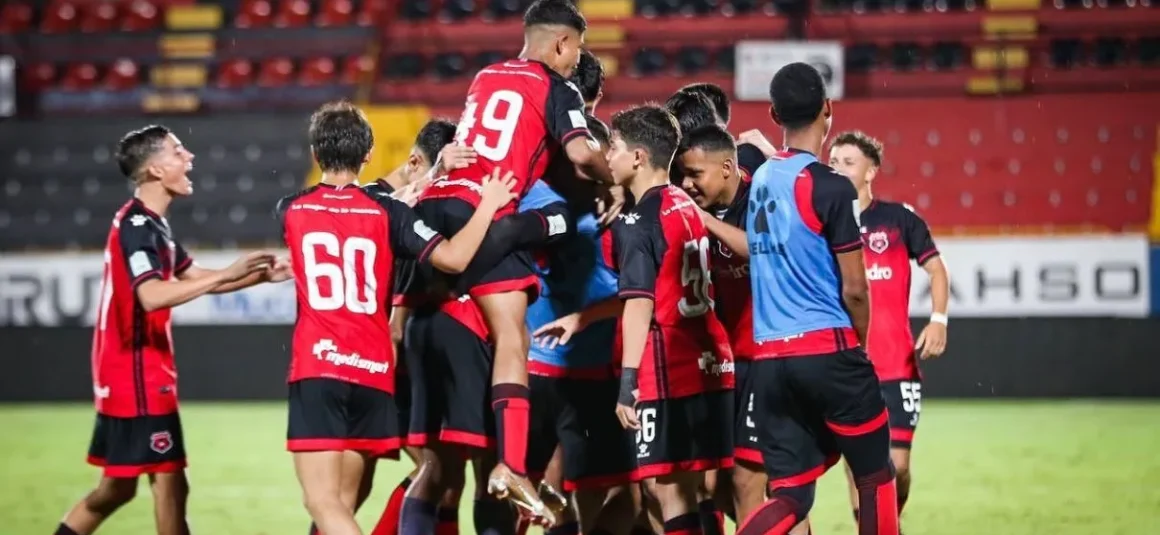 ¡Los frutos del CAR! Alajuelense arrasó en ligas menores