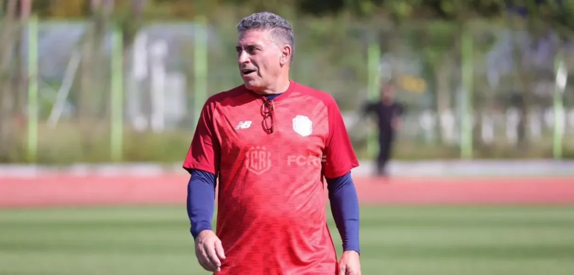 ¿Cuanto le costaría a la Federación despedir a Luis Fernando Suárez?