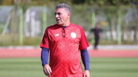 ¿Cuanto le costaría a la Federación despedir a Luis Fernando Suárez?