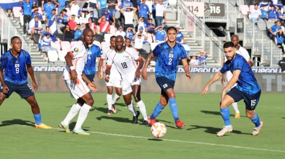 Martinica abrió la Copa Oro con sorpresa ante El Salvador