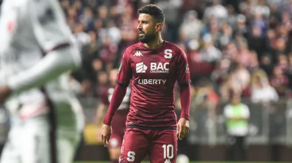 Marvin Angulo se despide del Saprissa