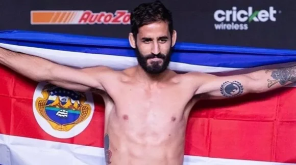 Tico defendió con éxito su cinturón de MMA en el LUX Fight League