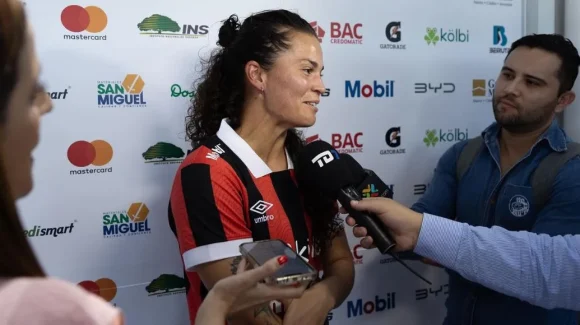 Noelia Bermúdez sobre Amelia Valverde: “No creo que me convoque, y si está yo no iría”