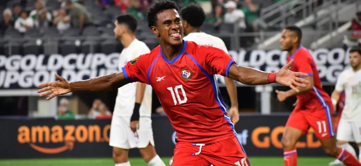 Panamá se metió en las semifianles de Copa Oro con goleada ante Catar