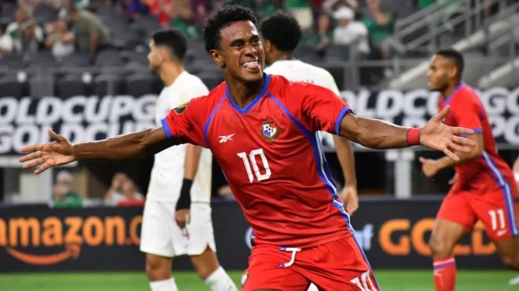 Panamá se metió en las semifianles de Copa Oro con goleada ante Catar