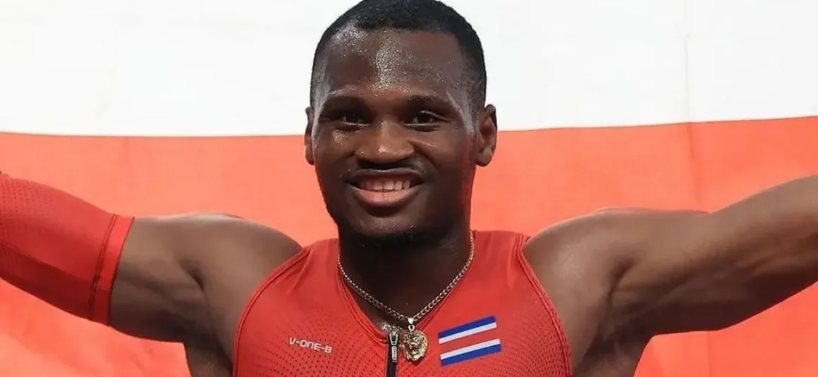 Sherman Güity quedó al borde del oro tras tropezar en Mundial de atletismo