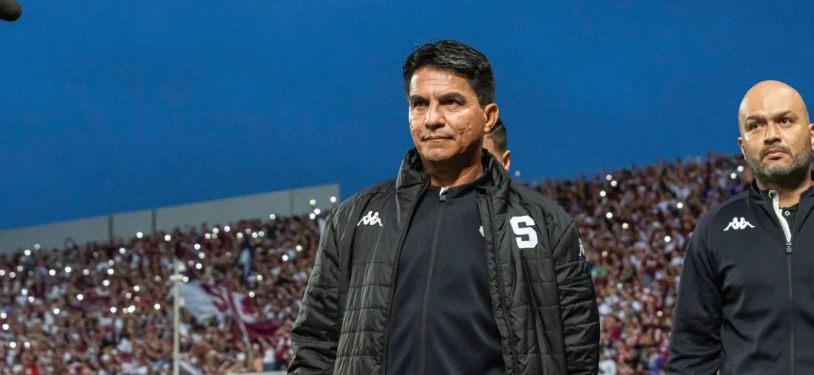 Vladimir Quesada disparó en contra de la Super Copa Vladimir Quesada disparó en contra de la Super Copa