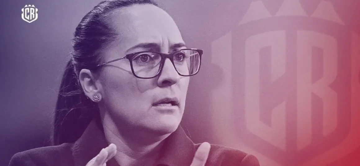 Amelia Valverde y La Sele parten rumbos