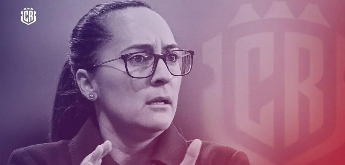 Amelia Valverde y La Sele parten rumbos