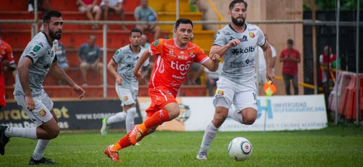Puntarenas consiguió una victoria sobre la hora ante el Herediano