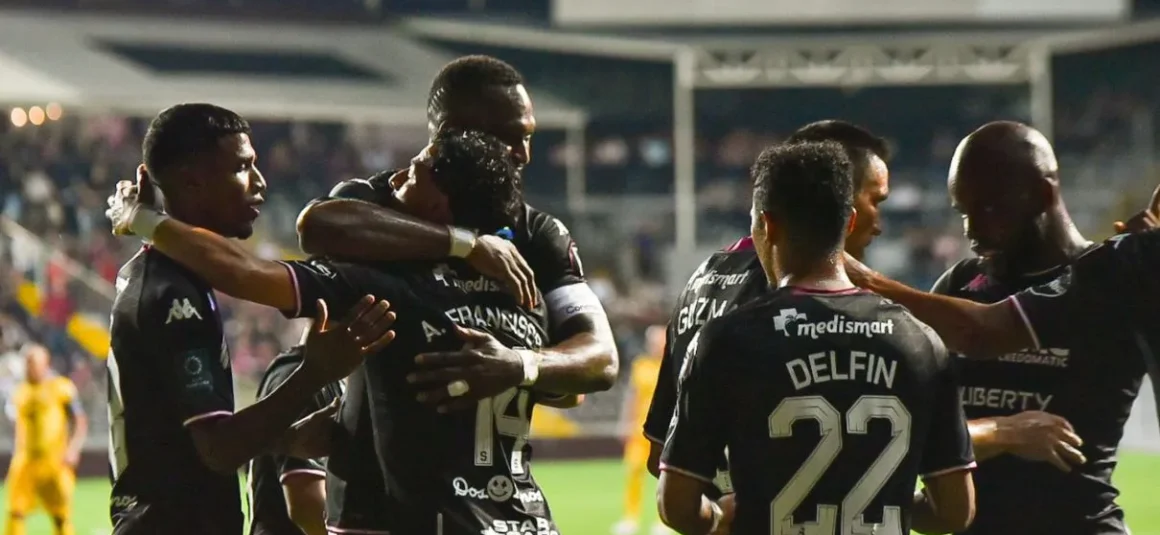 Saprissa golea y se mete a la siguiente fase de Copa Centroamericana