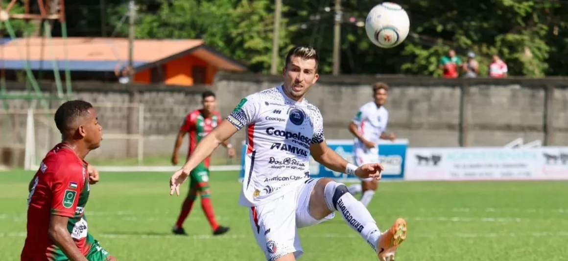 Guanacasteca y San Carlos se reparten honores en el Chorotega