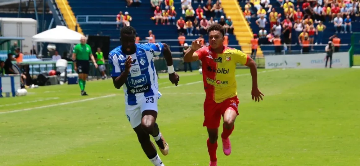 Cartaginés y Herediano no pasan del empate en el Fello Meza