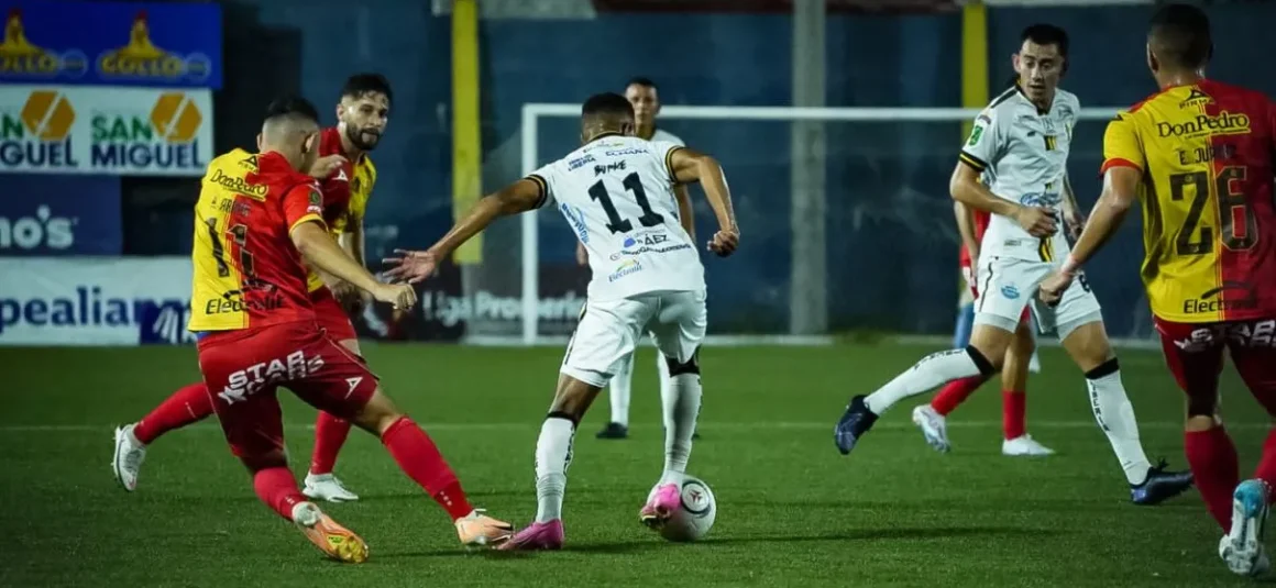 Herediano y Liberia no pasan del empate