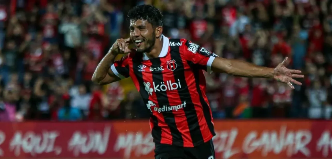 ¡Gustó y goleó! Alajuelense sacó una cómoda victoria ante Motagua