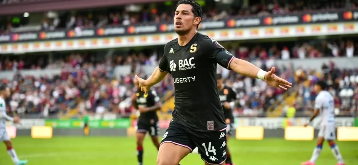 ¡Tarde pero seguro! Saprissa se deja los tres puntos ante San Carlos ¡Tarde pero seguro! Saprissa se deja los tres puntos ante San Carlos