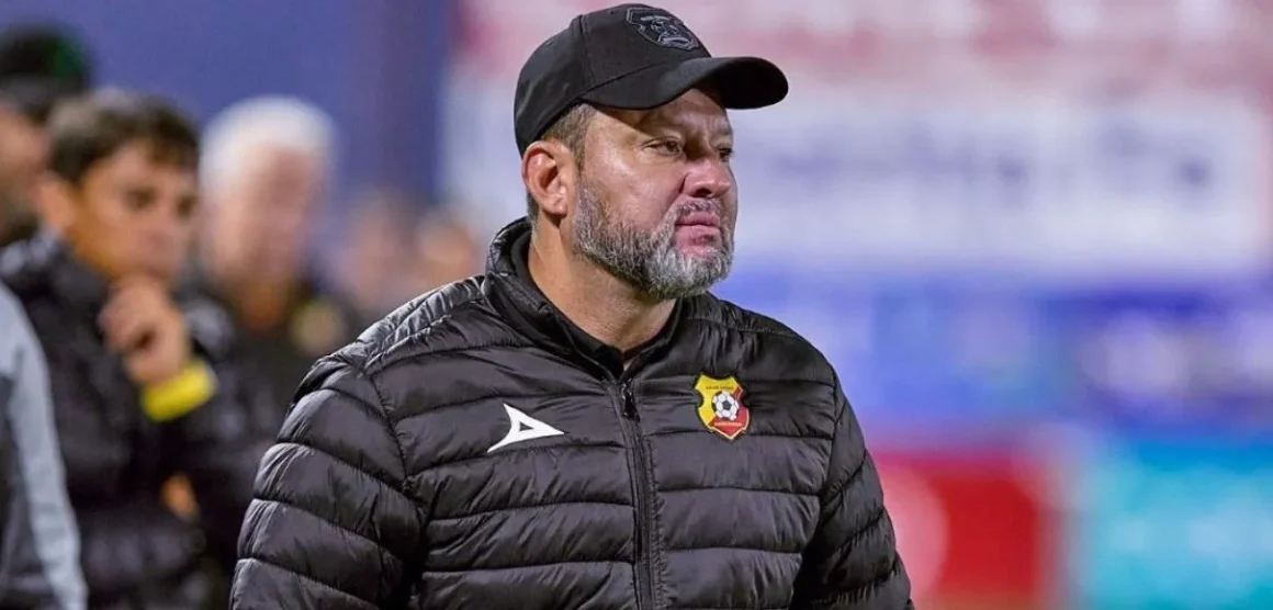 Jafet Soto: ¨En mi estadio no manda una barra¨