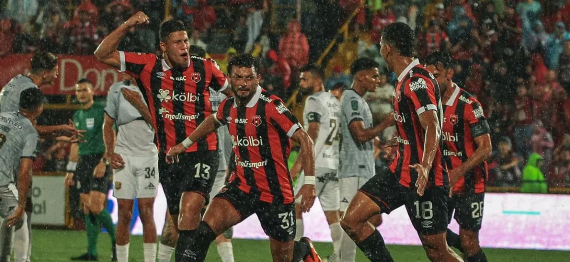 Alajuelense consiguió sufrida victoria ante Herediano Alajuelense consiguió sufrida victoria ante Herediano