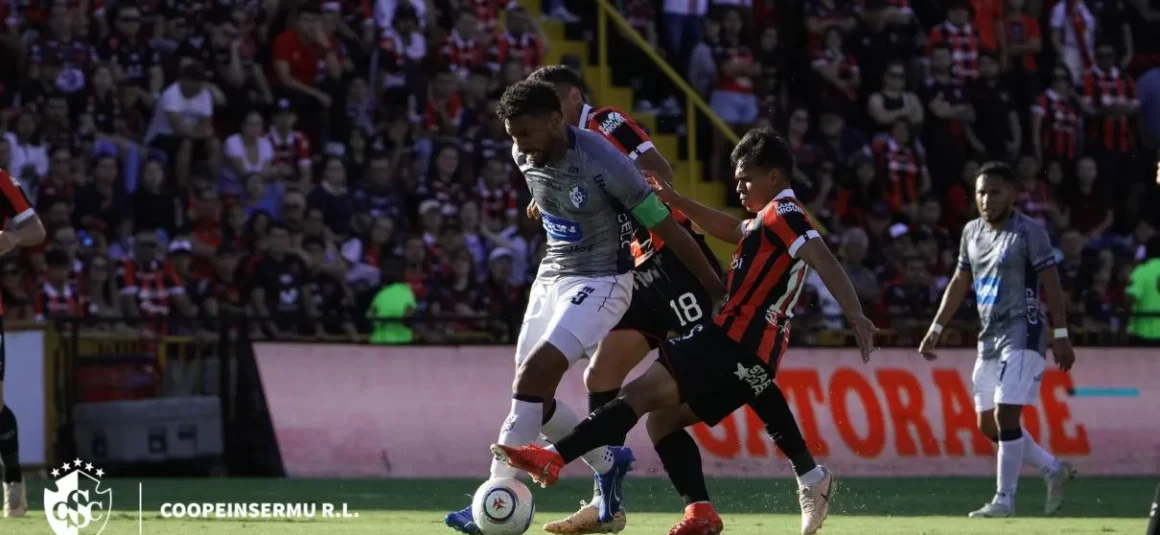 Cartaginés consiguió una importante victoria en el Morera Soto Cartaginés consiguió una importante victoria en el Morera Soto