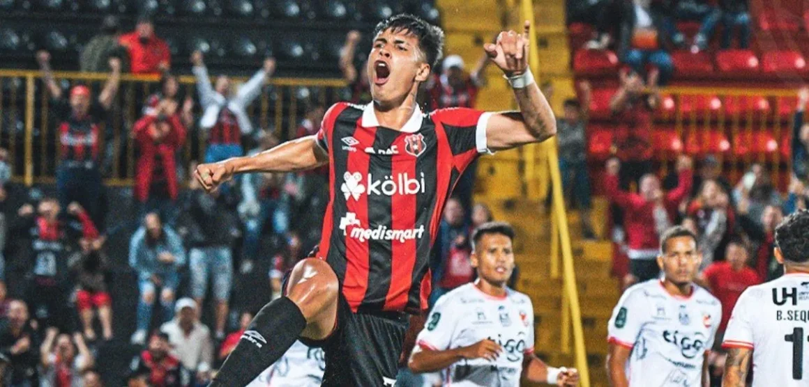 Fernando Lesme se vistió de héroe tras agónico triunfo ante Puntarenas
