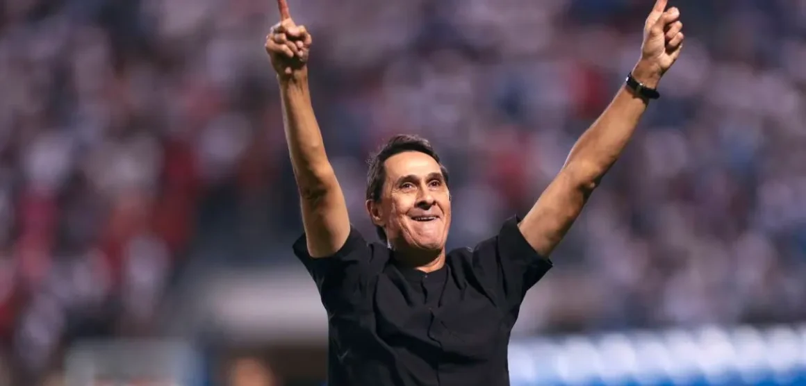 ¿Cuándo fue la útlima vez que Alexandre Guimarães dirigió en Costa Rica?
