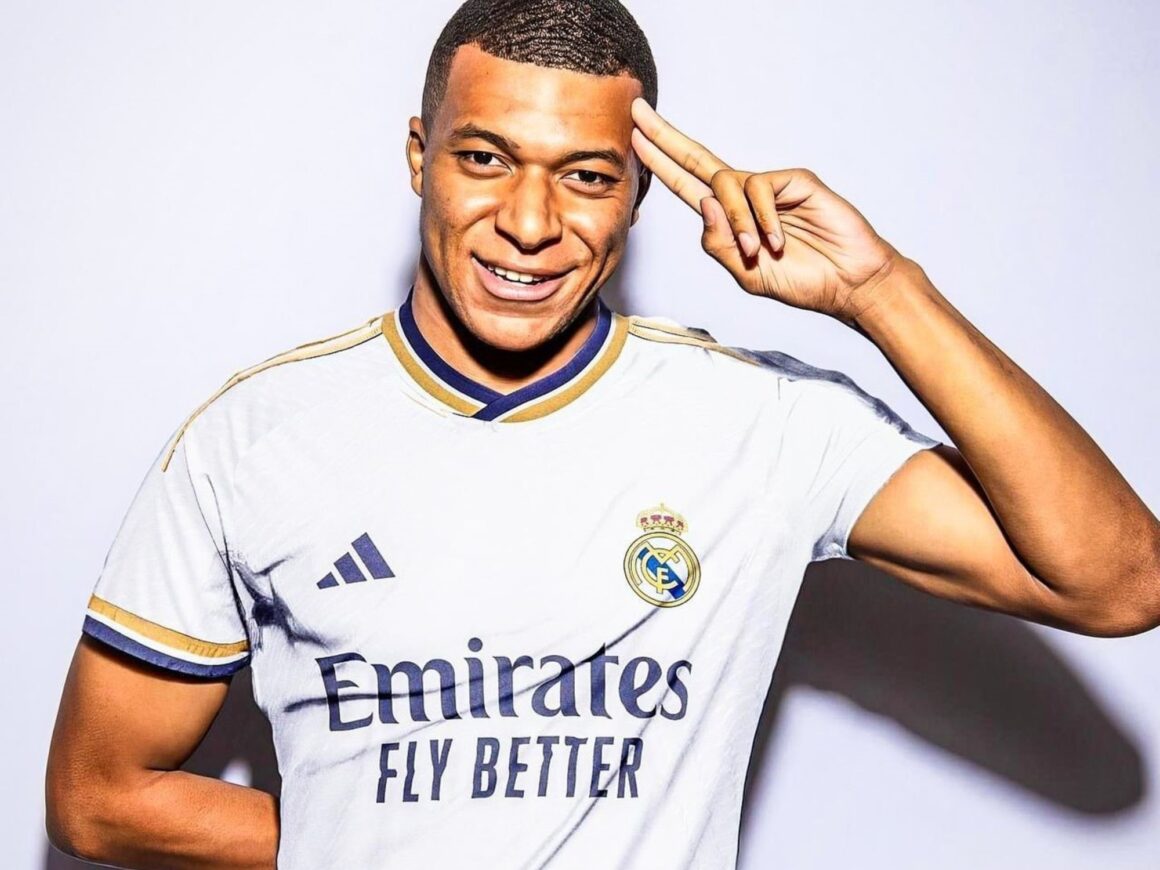 POR FIN LLEGÓ MBAPPÉ