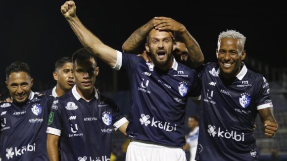 ARRANCÓ EL CAMPEONATO NACIONAL