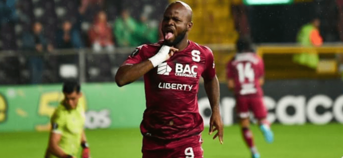 SAPRISSA GOLEÓ EN COPA CENTROAMERICANA