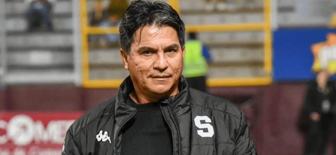 VLADIMIR QUESADA FUERA DE SAPRISSA