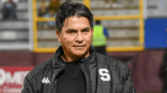 VLADIMIR QUESADA FUERA DE SAPRISSA VLADIMIR QUESADA FUERA DE SAPRISSA