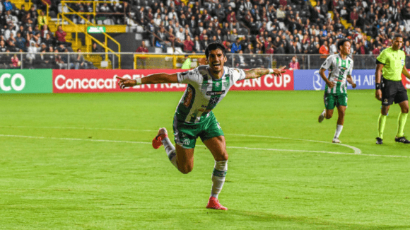 ANTIGUA ELIMINÓ A SAPRISSA ANTIGUA ELIMINÓ A SAPRISSA