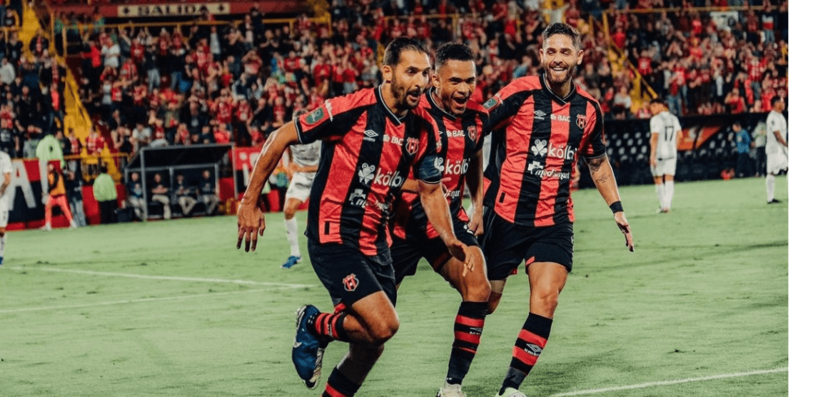 EL LEÓN VENCIÓ AL TEAM
