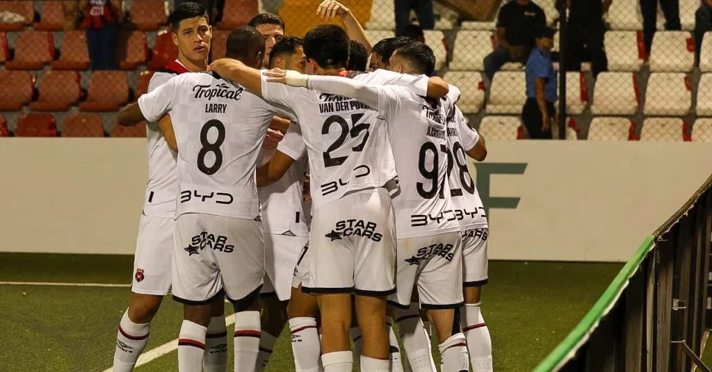 ALAJUELENSE EMPATÓ EN ESTELÍ