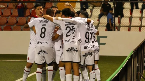 ALAJUELENSE EMPATÓ EN ESTELÍ