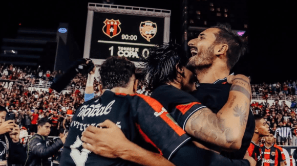 LA LIGA CAMPEÓN DEL TORNEO DE COPA