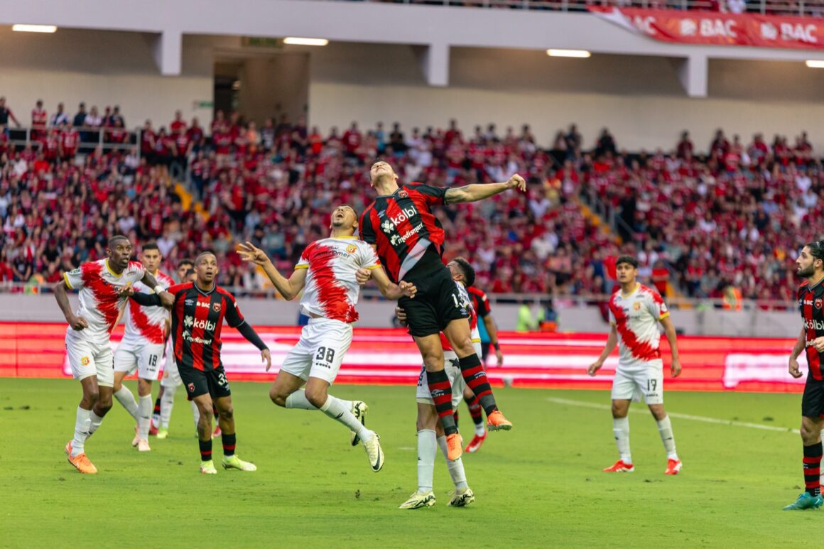 EMPATE EN EL FINAL