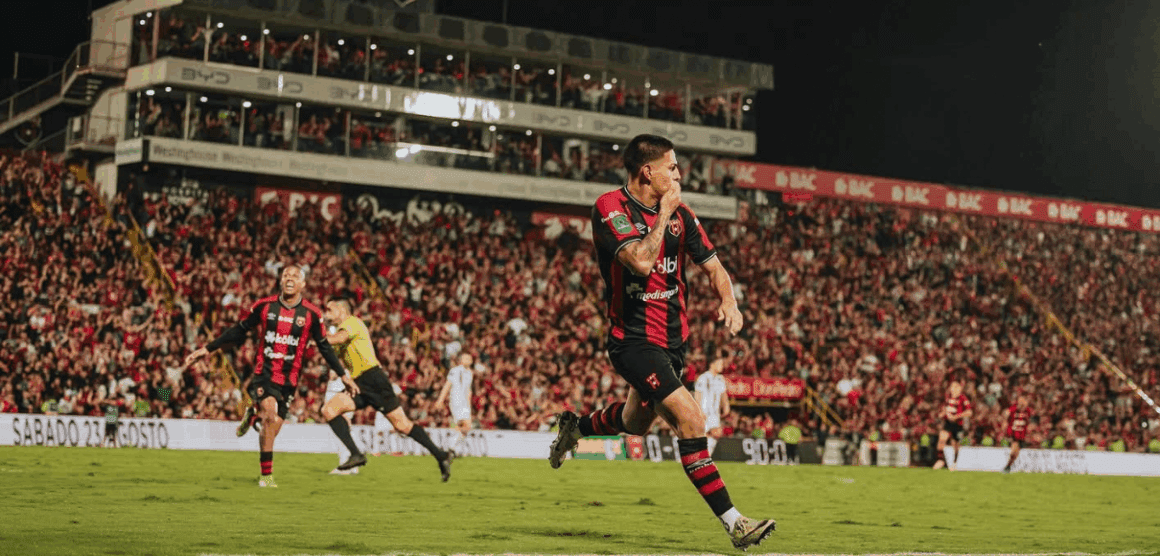 LA LIGA VENCIÓ A SAPRISSA Y ESTÁ EN LA GRAN FINAL