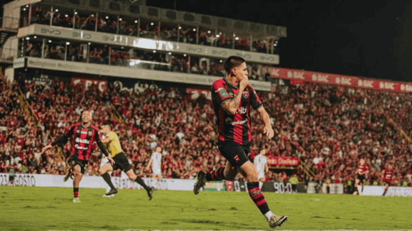 LA LIGA VENCIÓ A SAPRISSA Y ESTÁ EN LA GRAN FINAL