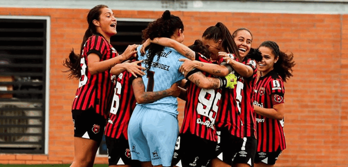 LAS LEONAS CONQUISTARON LA UNCAF 2025