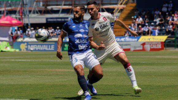 SAPRISSA DEJA ESCAPAR EL LIDERATO